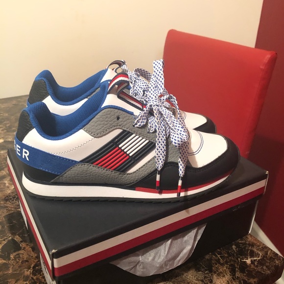 Tommy Hilfiger shoes - Picture 3 of 4